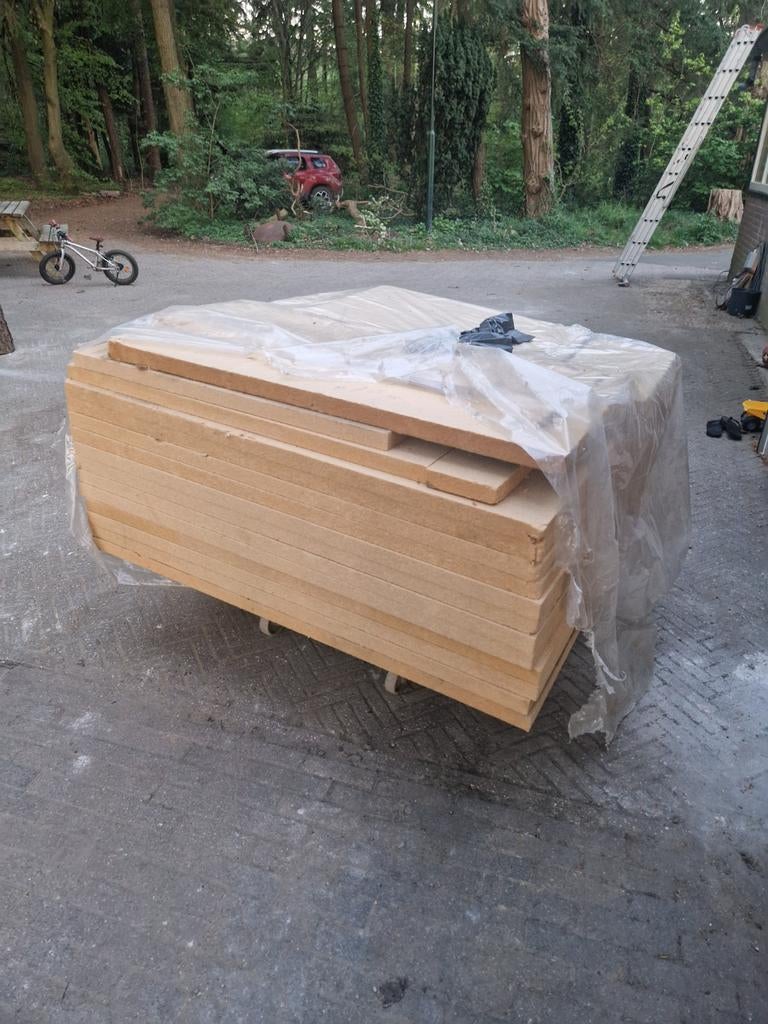 28 hele Gutex isolatieplaten 40mm - 135x60 cm, Ophalen, 4 tot 8 cm, 10 tot 15 m², Nieuw