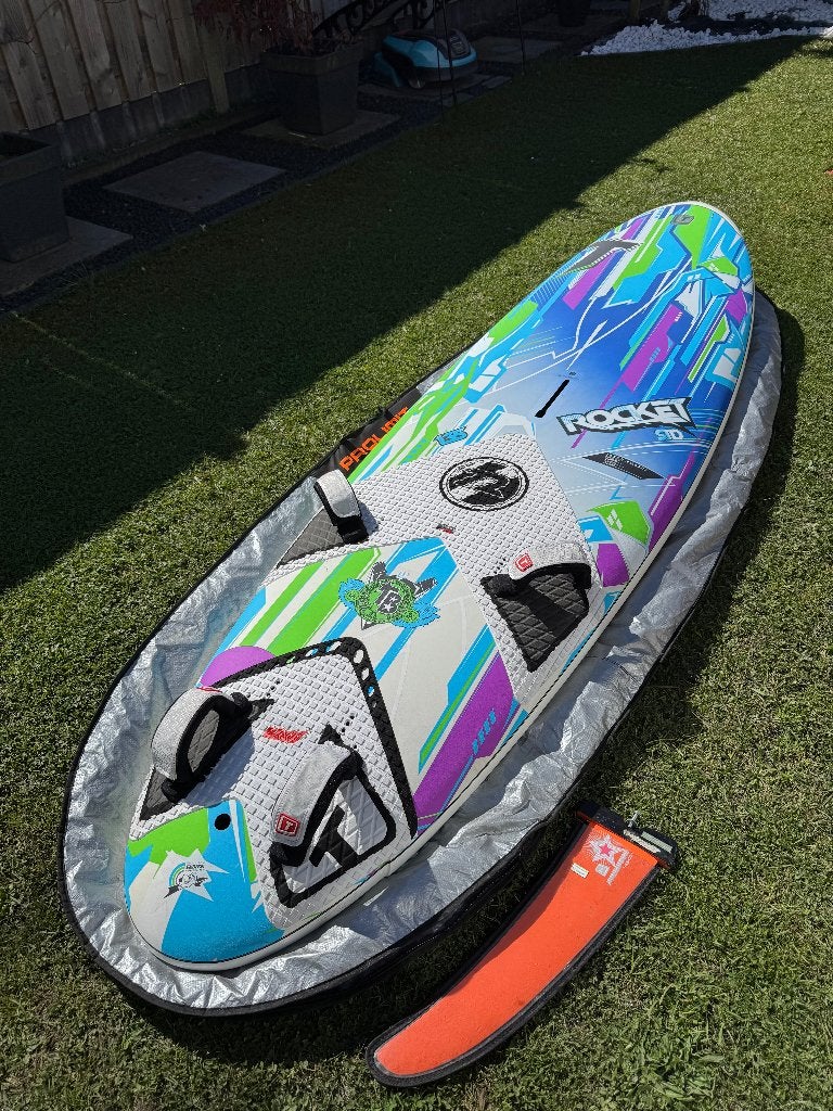 Tabou Rocket 135L Complete surfset, Gaastra zeilen 5.5, 6.5, Ophalen, 250 tot 300 cm, Gebruikt, Gaastra