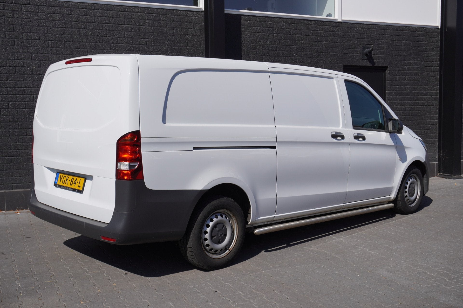 Mercedes-Benz Vito 110 CDI XL EURO 6 - Airco - Camera - €1, Voorwielaandrijving, Gebruikt, 4 cilinders, Wit