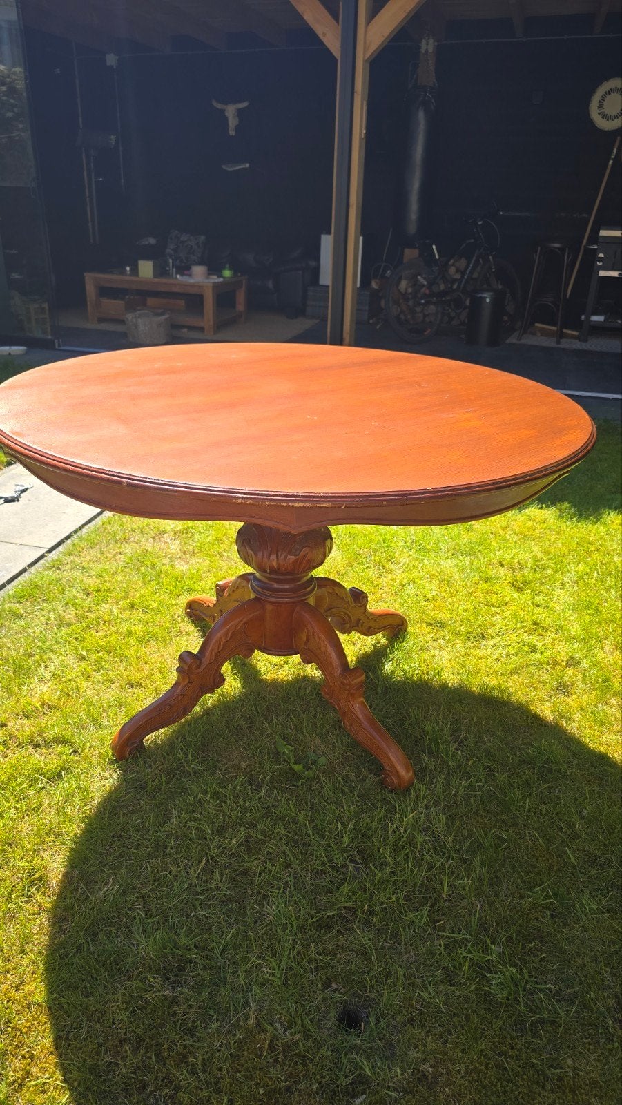 Mooie ronde oude houten tafel diameter 120 cm hoogte 75 cm, Ophalen