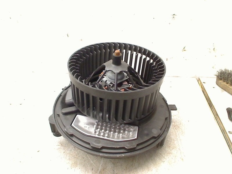 Kachelmotor Volkswagen Golf VII (AUA) 2015 5Q1819021E, Gebruikt, Volkswagen, Volkswagen AG, Kundenbetreuung@volkswagen.de