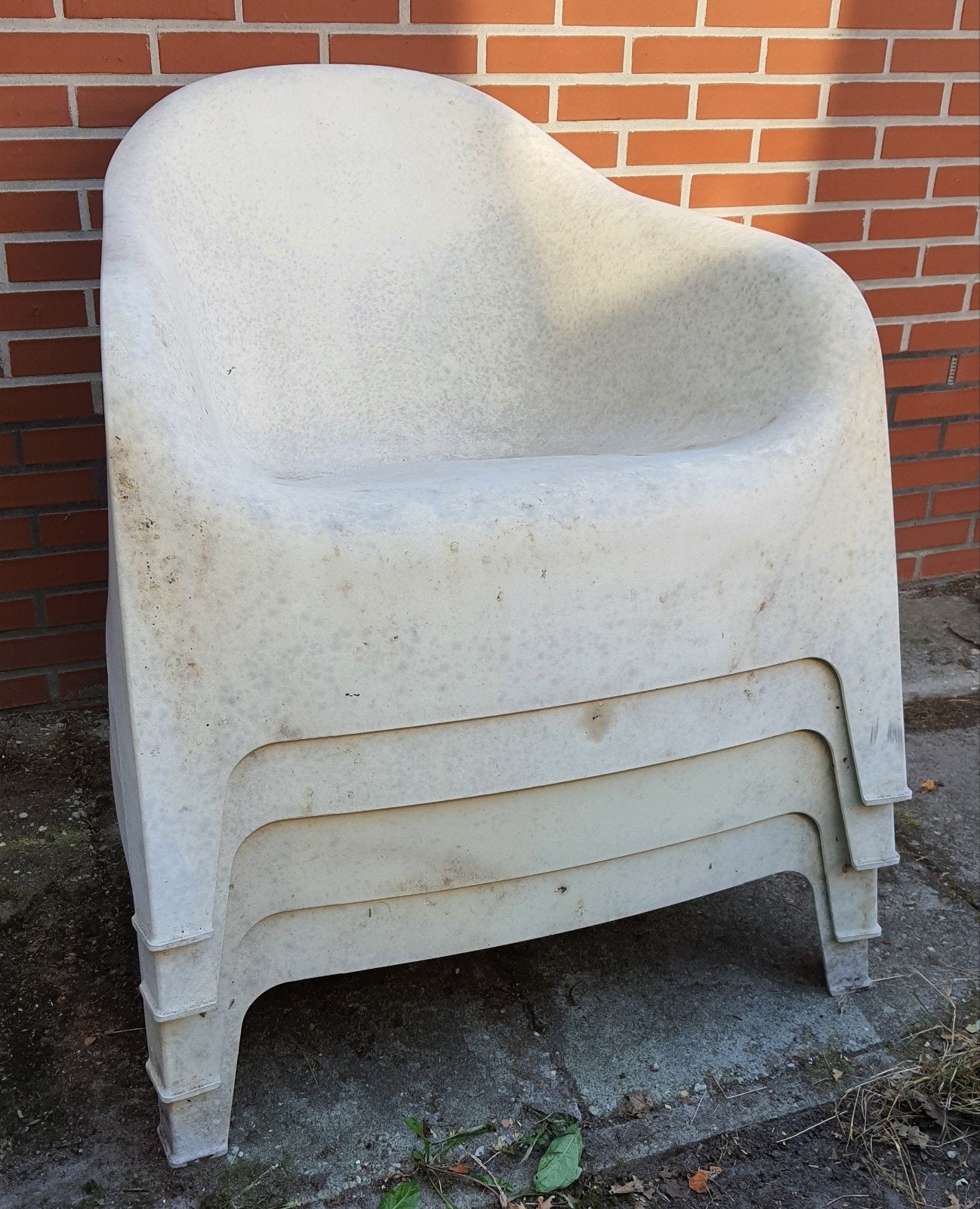 Loungestoel van Ikea, Tuin en Terras, Tuinstoelen, Ophalen, Gebruikt, Kunststof, Stapelbaar