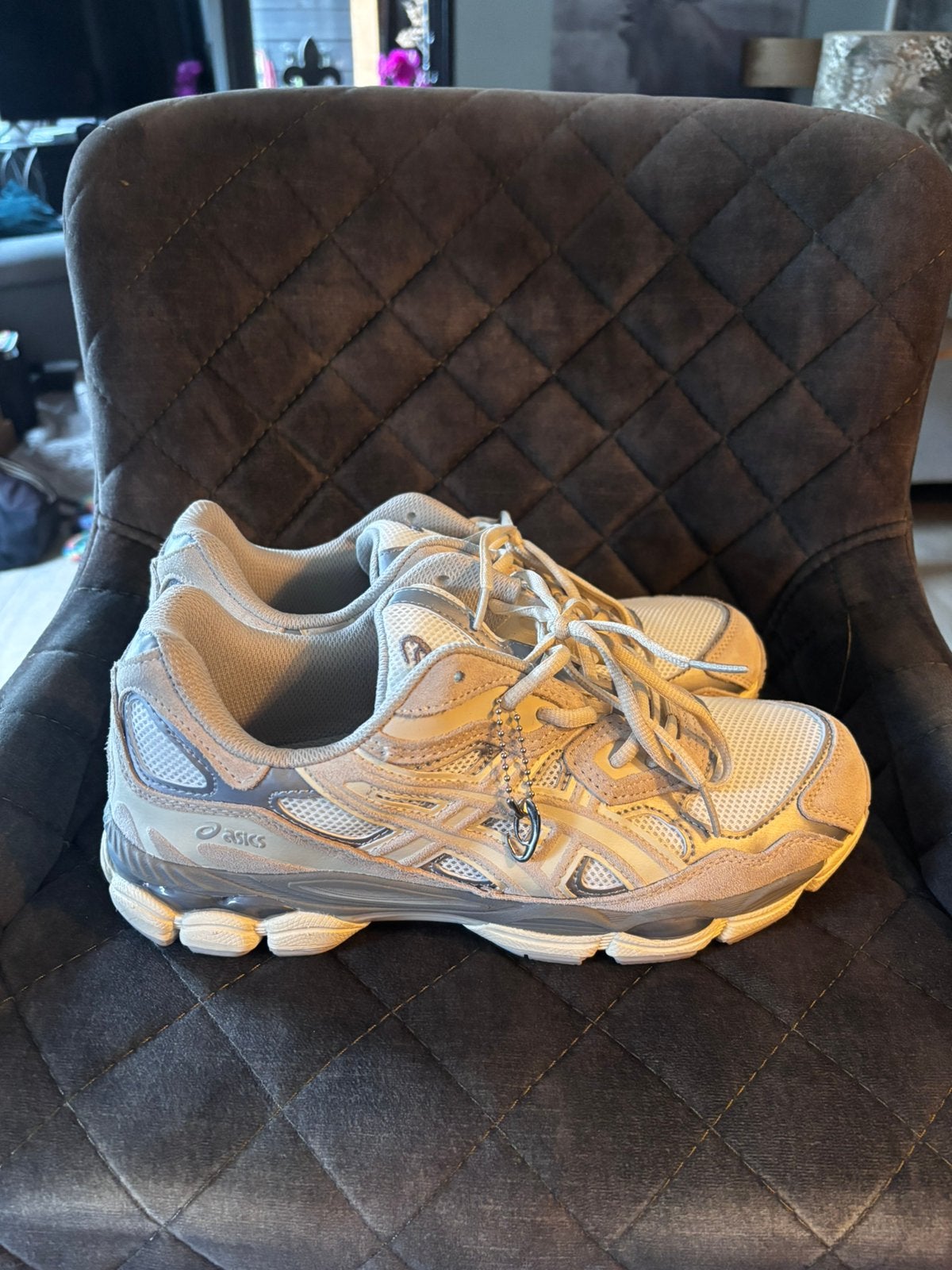 Asics Gel NYC (45), Wit, Ophalen of Verzenden, Sneakers of Gympen, Zo goed als nieuw