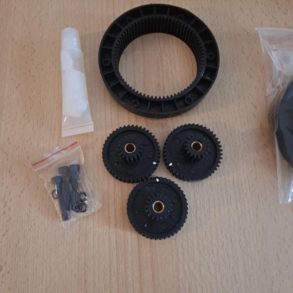 Sparta / Batavus revisieset sanyo voorwielmotor tandwielen, Fietsen en Brommers, Ophalen of Verzenden