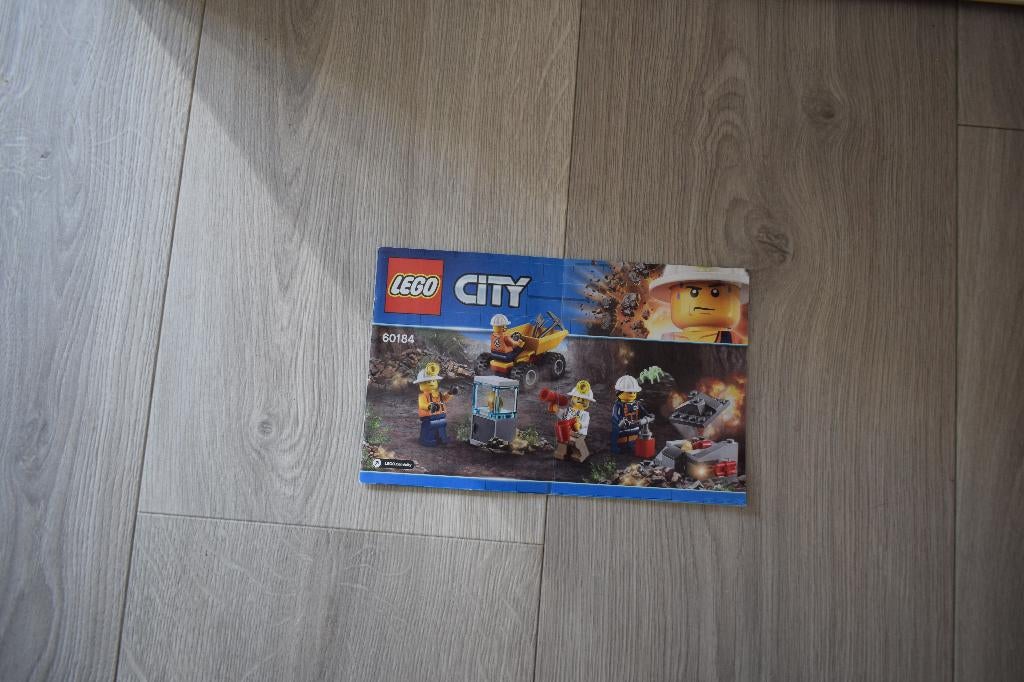 Lego 60184 City mini bouwteam, Lego, Ophalen of Verzenden, Zo goed als nieuw, Compleet