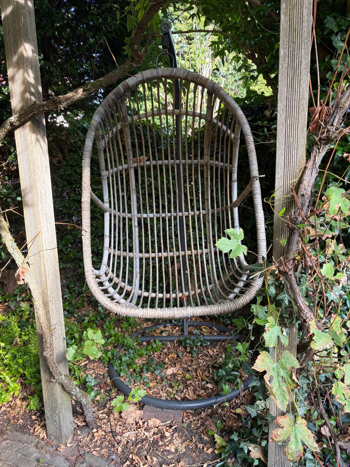 Wicker hangstoel met standaard - Gebruikt, Ophalen, Gebruikt, Wicker