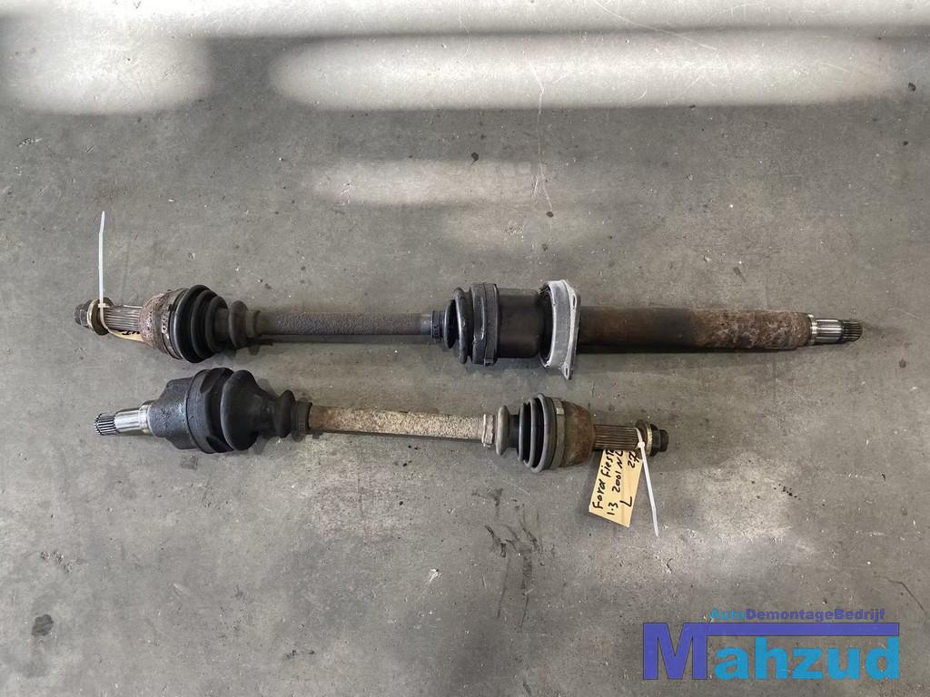 FORD FIESTA 4 1.3 8V rechts links aandrijfas, Gebruikt, Info@ford.com, Ophalen of Verzenden, Ford