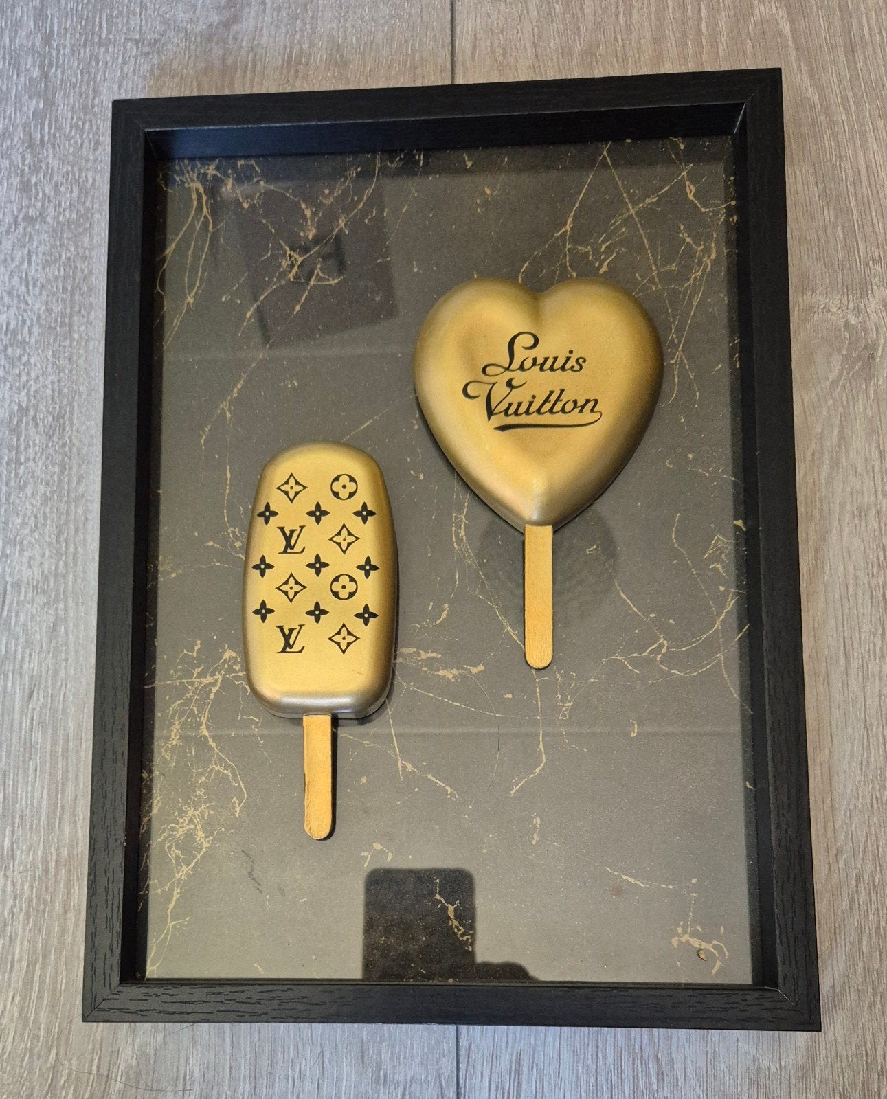 Louis Vuitton 3D object, Ophalen