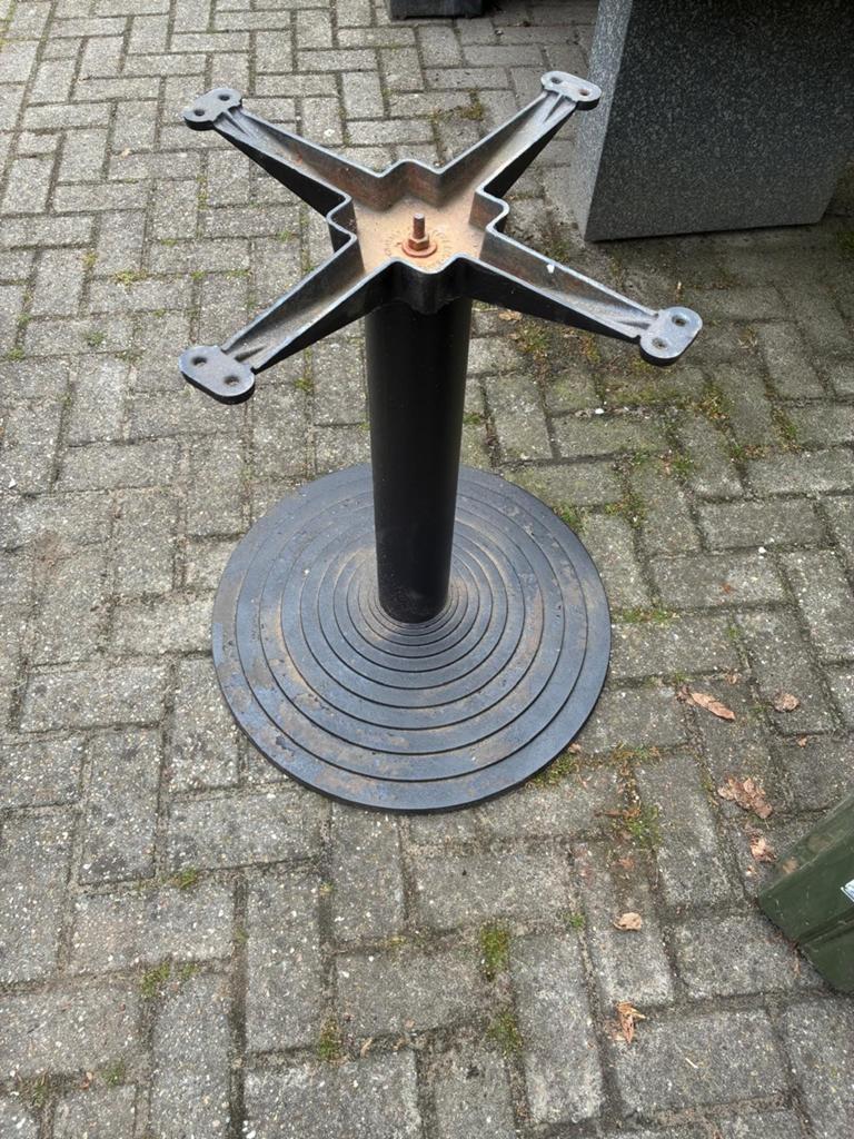 Gietijzeren Tafelpoot Rond, Huis en Inrichting, Ophalen, Tafelpoot, Minder dan 50 cm, 50 tot 100 cm
