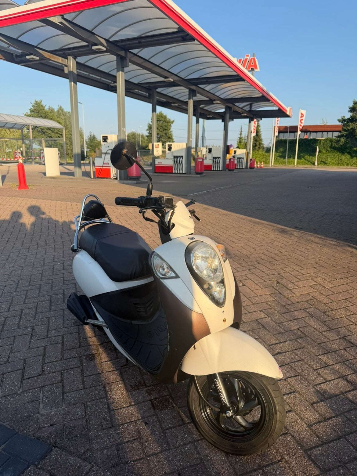 Sym mio 50, Zo goed als nieuw, Benzine, 50 cc, Maximaal 25 km/u