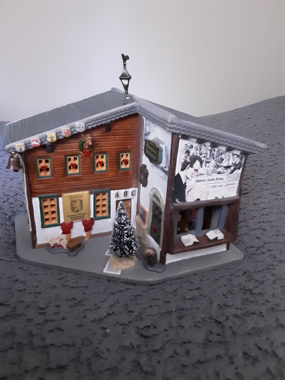 Luville Schneewald Schule und Bibliothek, Ophalen of Verzenden, Zo goed als nieuw