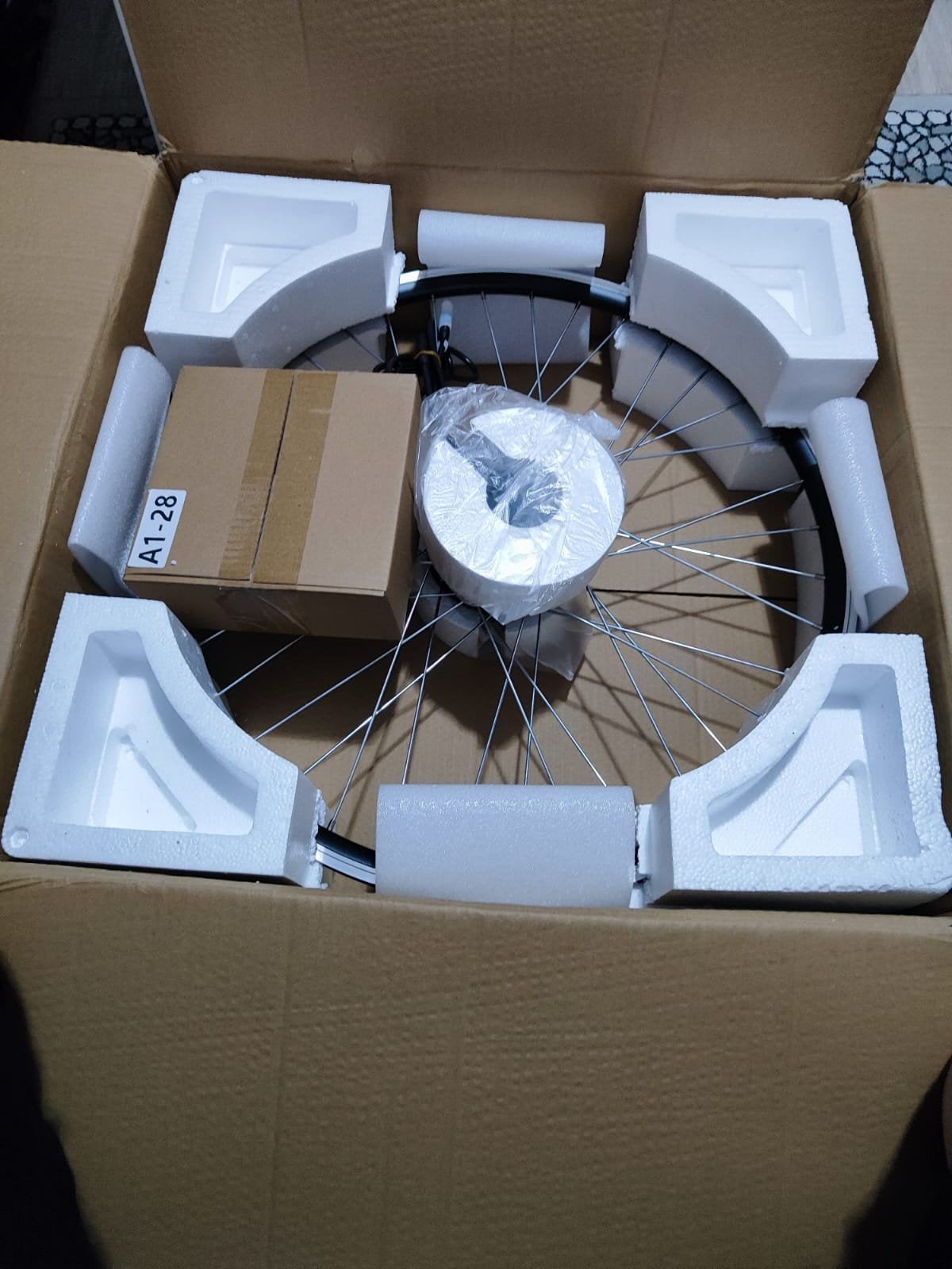 Elektrische Fiets Ombouwset 28 inch Voorwiel 250W, Fietsen en Brommers, Ophalen, Nieuw