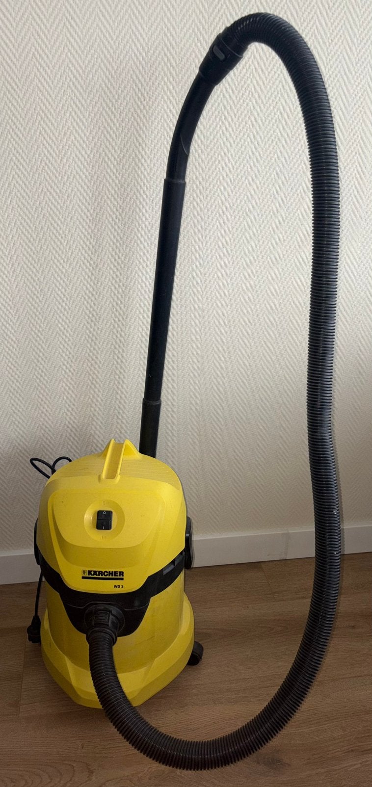 Kärcher WD 3 nat- en droogzuiger, Ophalen, Zo goed als nieuw