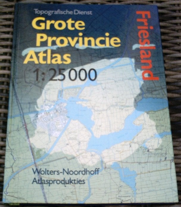Grote Provincie Atlas Friesland. ISBN 9001961991., Overige atlassen, Ophalen of Verzenden, Zo goed als nieuw, 1800 tot 2000