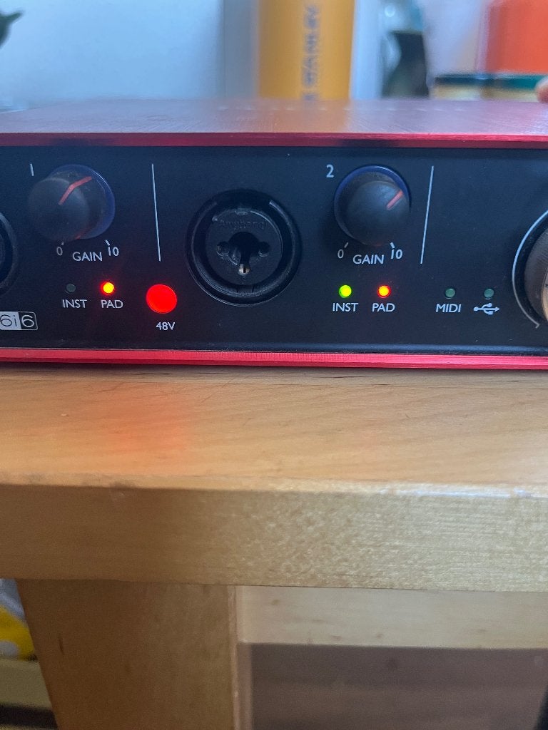 Focusrite Scarlett 6i6 (2nd Gen) externe geluidskaart, Computers en Software, Ophalen of Verzenden, Gebruikt, Extern, Focusrite