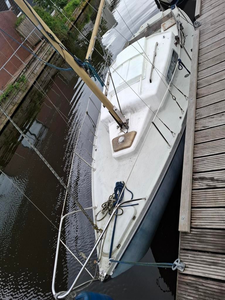 Zeilboot 2 stuks 1 compleet met mast en zeilen, Ophalen of Verzenden, Gebruikt