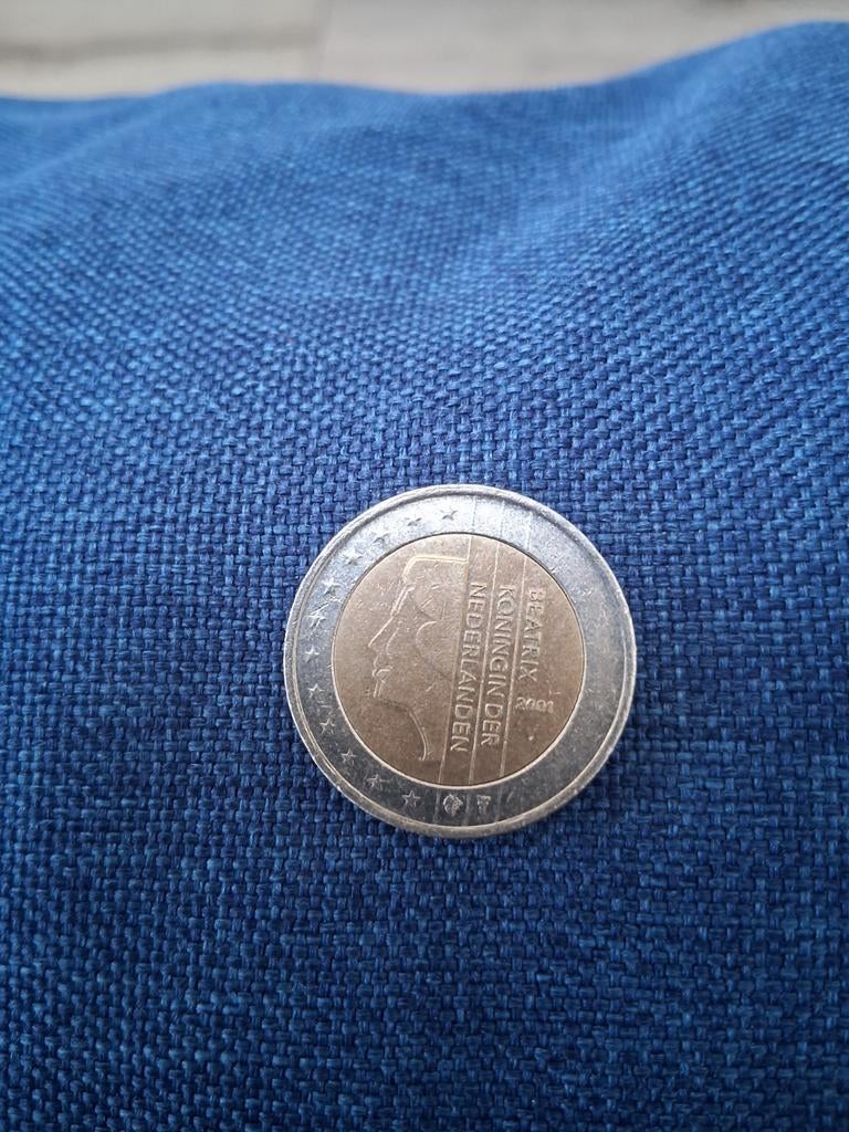 2 euromunt beatrix 2001, Postzegels en Munten, Munten | Europa | Euromunten, Ophalen of Verzenden, Overige landen, 2 euro