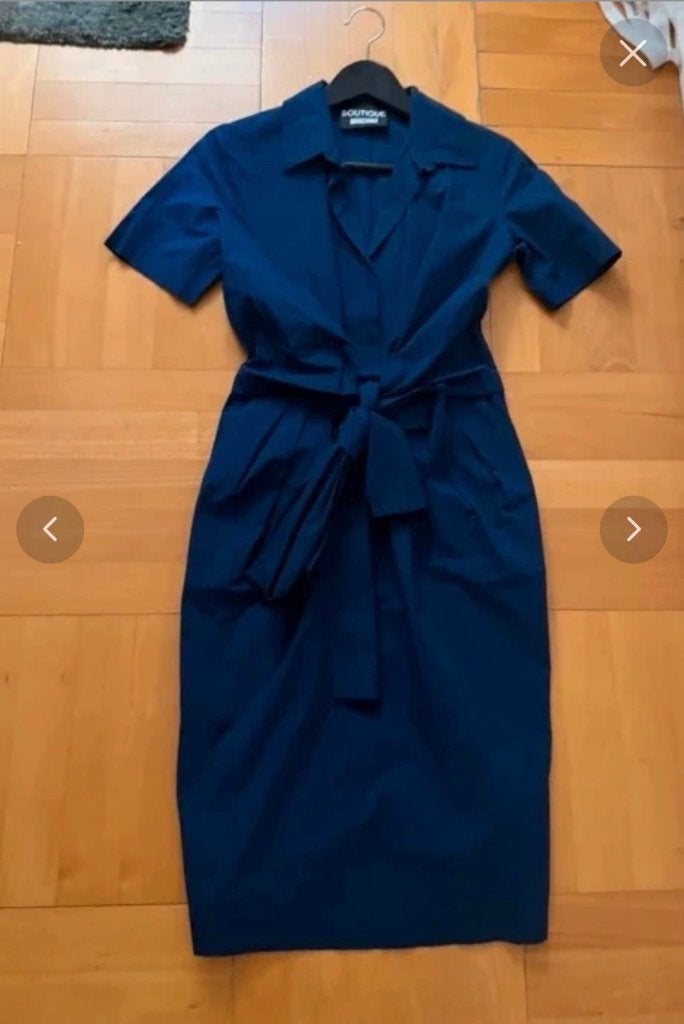 Moschino boutique navy midi-jurk met ceintuur, Blauw, Maat 36 (S), Gedragen, Onder de knie