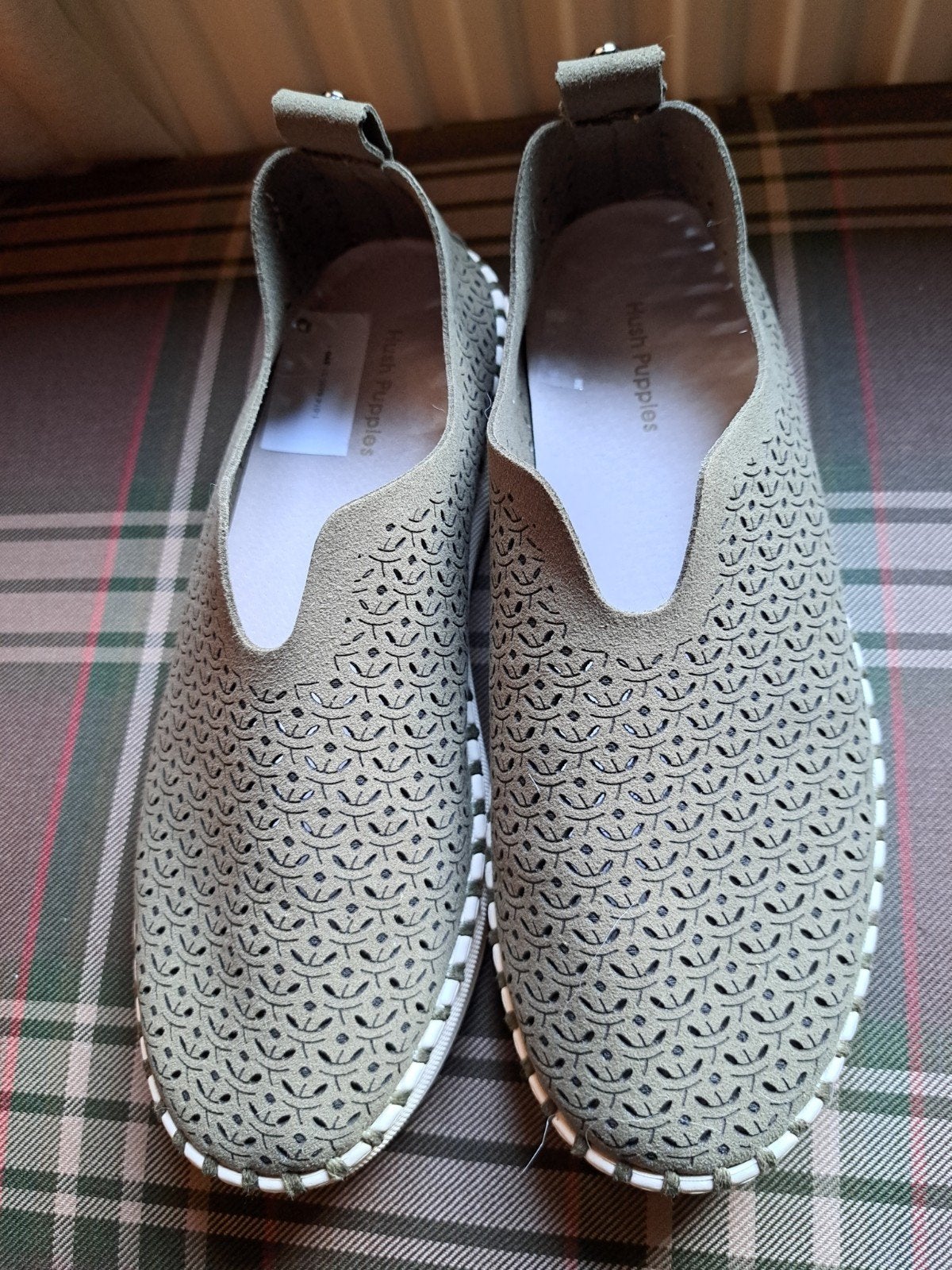 Hush puppies schoenen sneackers 39 nieuw, Ophalen of Verzenden, Nieuw, Beige, Sneakers of Gympen