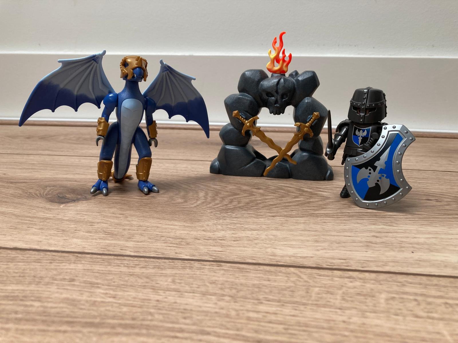 Playmobil ridder en draak met grot, Ophalen of Verzenden, Zo goed als nieuw