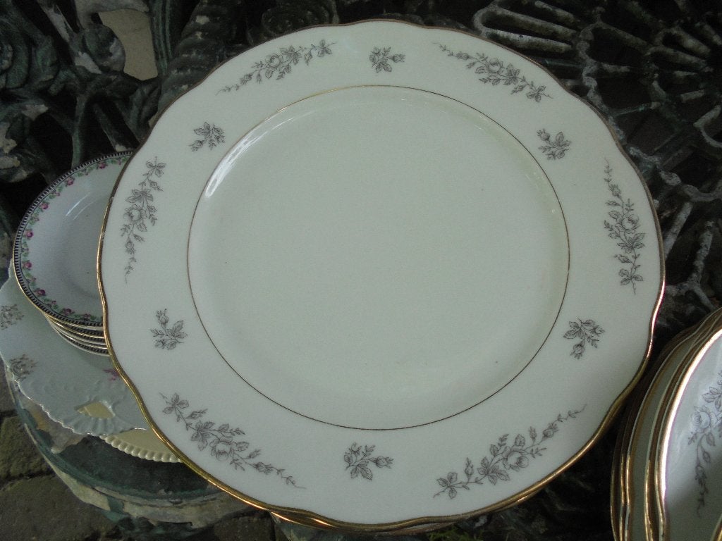 Foto 17 van Theeservies Winterling Bavaria grijze roosjes en goud deco