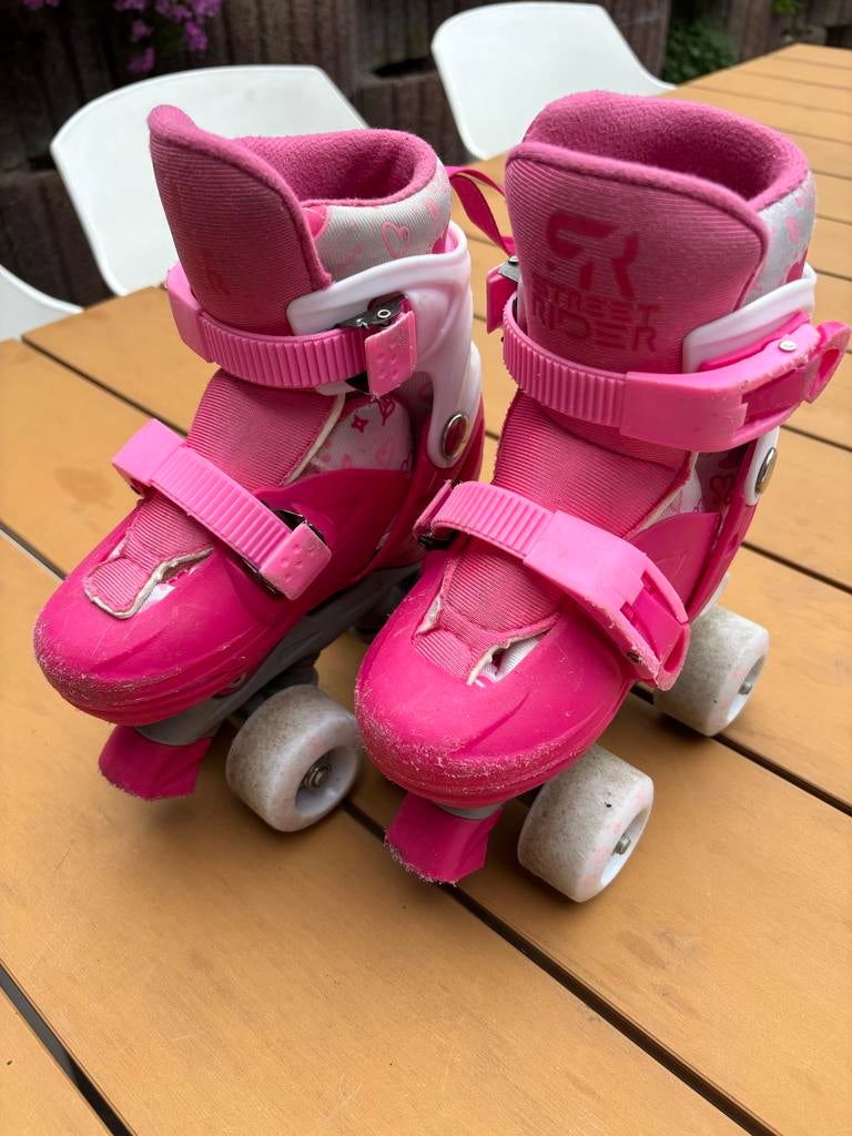 Rolschaatsen roze/wit maat 27-30, Kinderen en Baby's, Speelgoed | Buiten | Rolschaatsen, Ophalen, Gebruikt