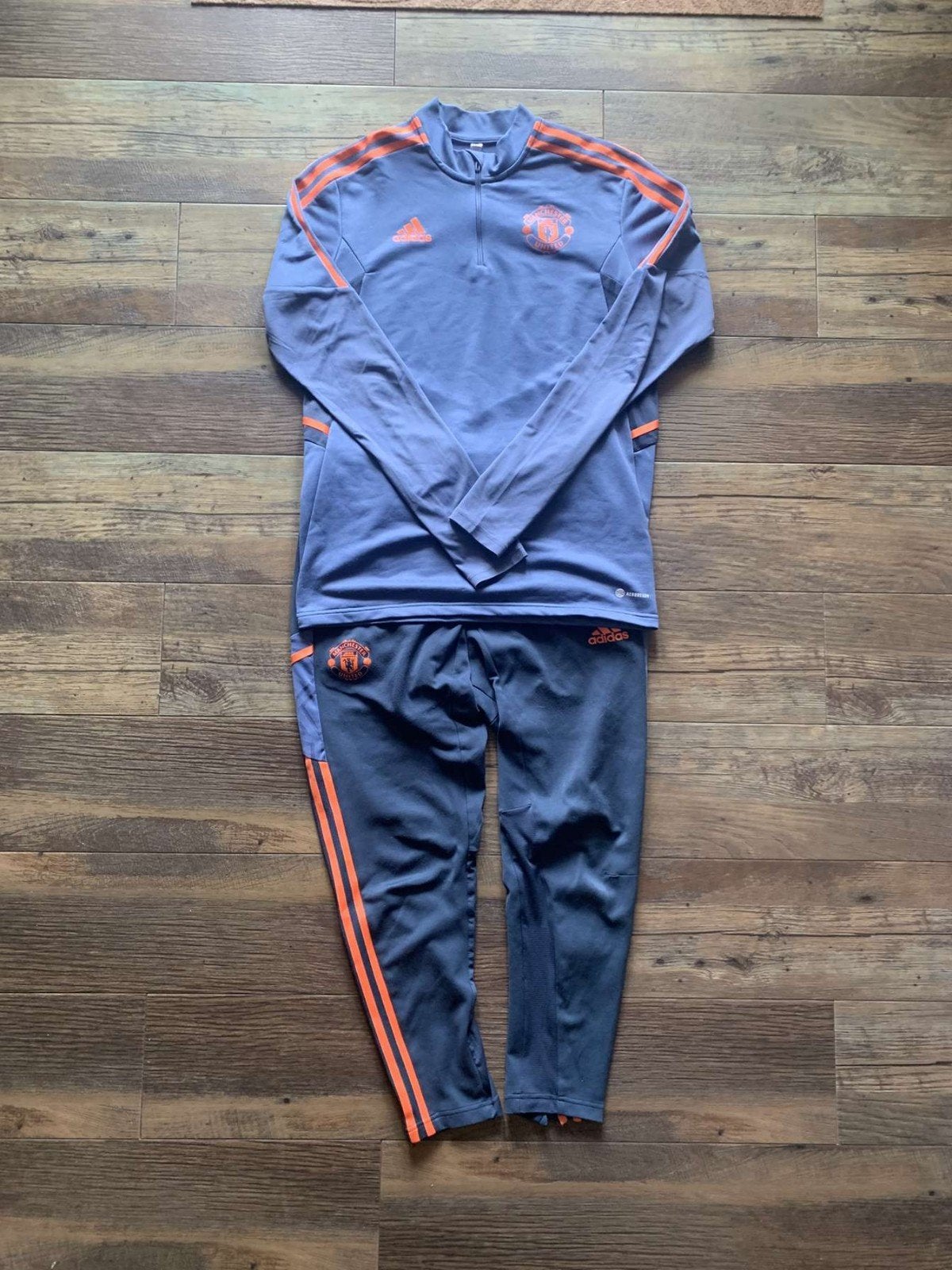 Manchester United Trainingspak, Maat 48/50 (M), Ophalen of Verzenden, Adidas, Voetbal