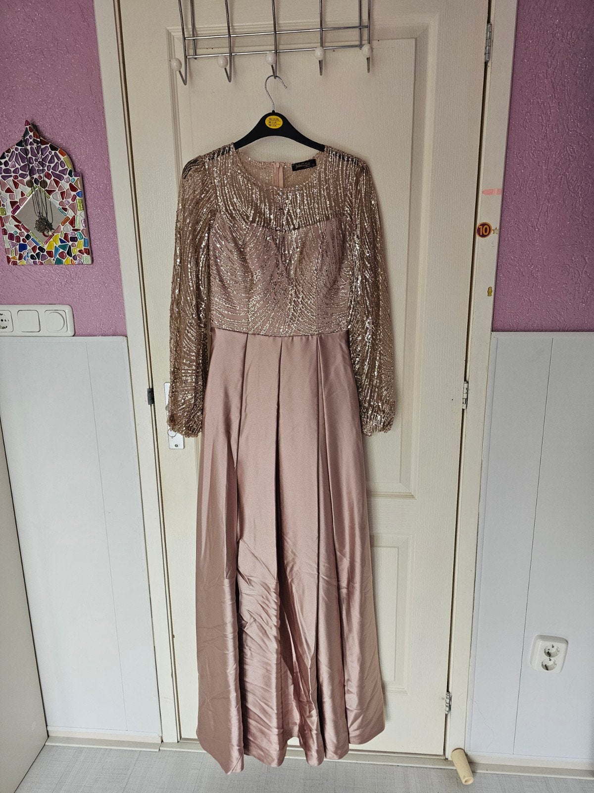 Elegante Galajurk met Pailletten - Maat 38, Roze, Gedragen, Ophalen, Maat 38/40 (M)