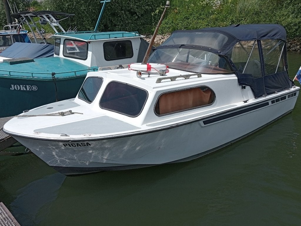 Motorboot, Watersport en Boten, Motorboten en Motorjachten, Overige merken, Gebruikt, Kajuitboot, Kussenset