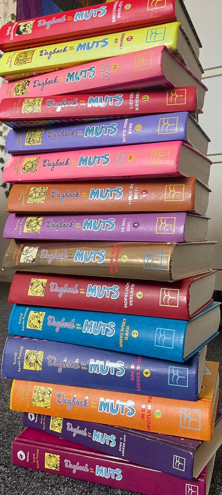 Dagboek van een muts serie. Deel 1 t/m 15, Boeken, Ophalen, Gelezen, Rachel Renée Russell