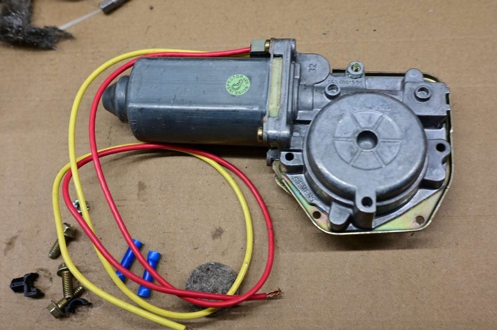 Nieuwe FORD USA Raammotor Links / bestuurder 12V, Ophalen of Verzenden, Nieuw, Overige automerken