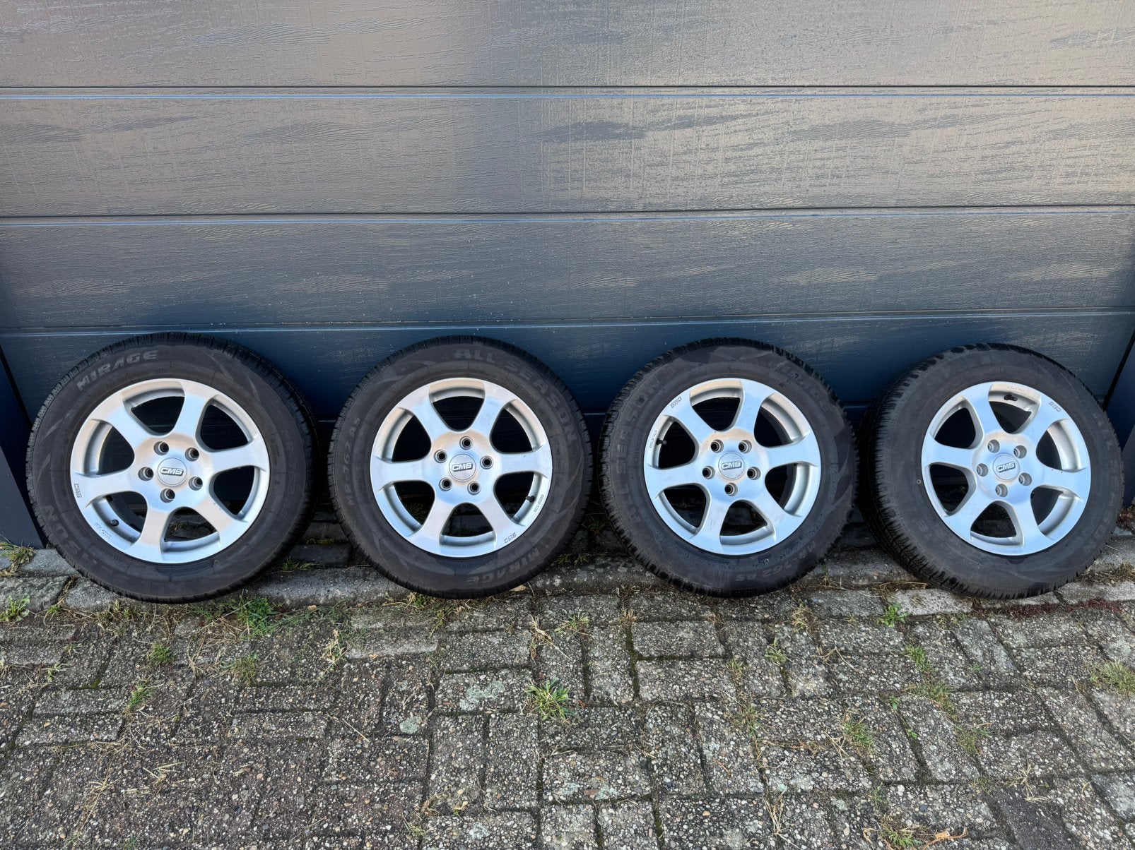 CMS 15” lichtmetalen velgen + 195/65 R15 all-season banden, Ophalen, 15 inch, Banden en Velgen, All Season