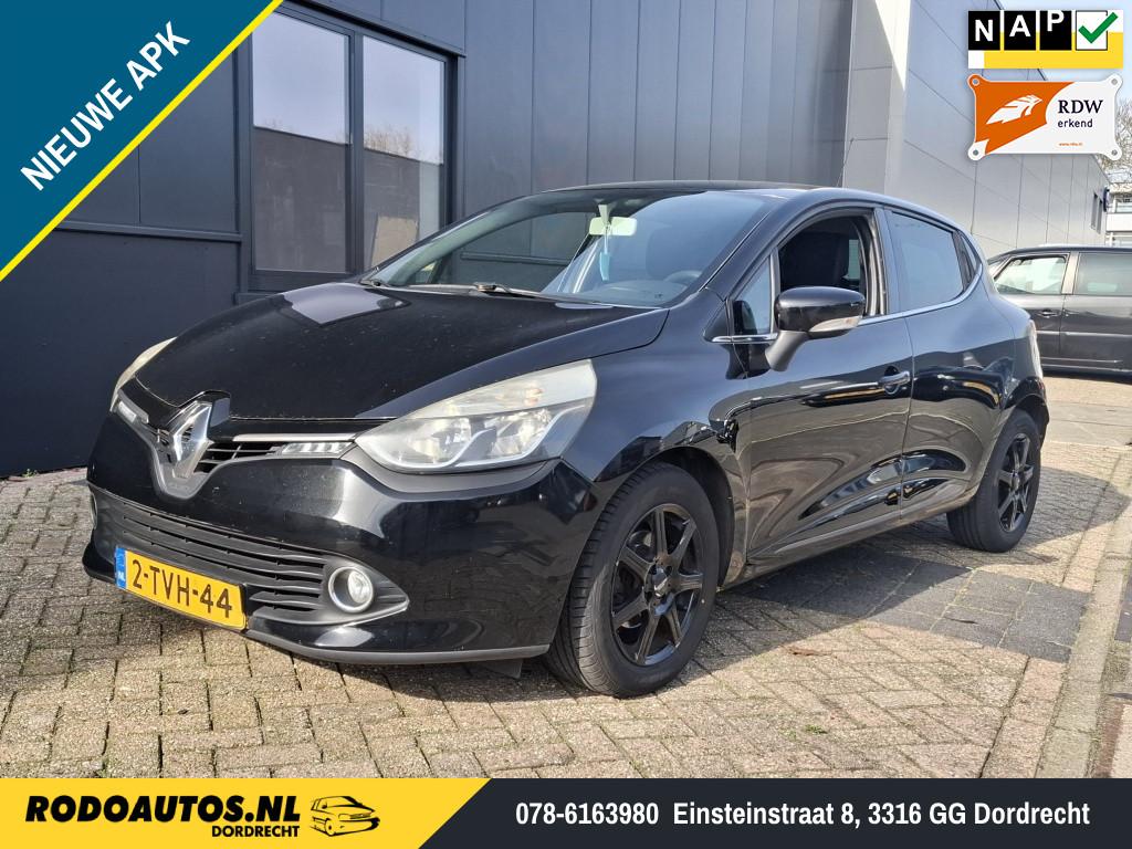 Renault Clio 1.5 dCi Night&Day Navi/Bluetooth/LED ✅, Gebruikt, 4 cilinders, 96 €/maand, Zwart