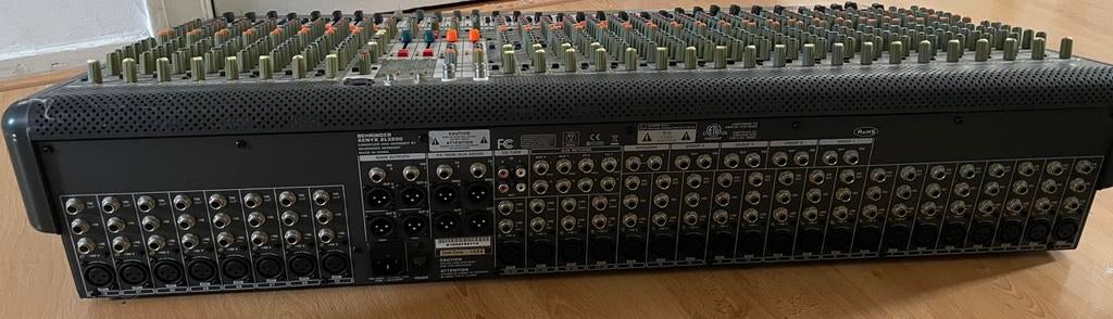32 kanaals analoge mengtafel, Ophalen, Zo goed als nieuw