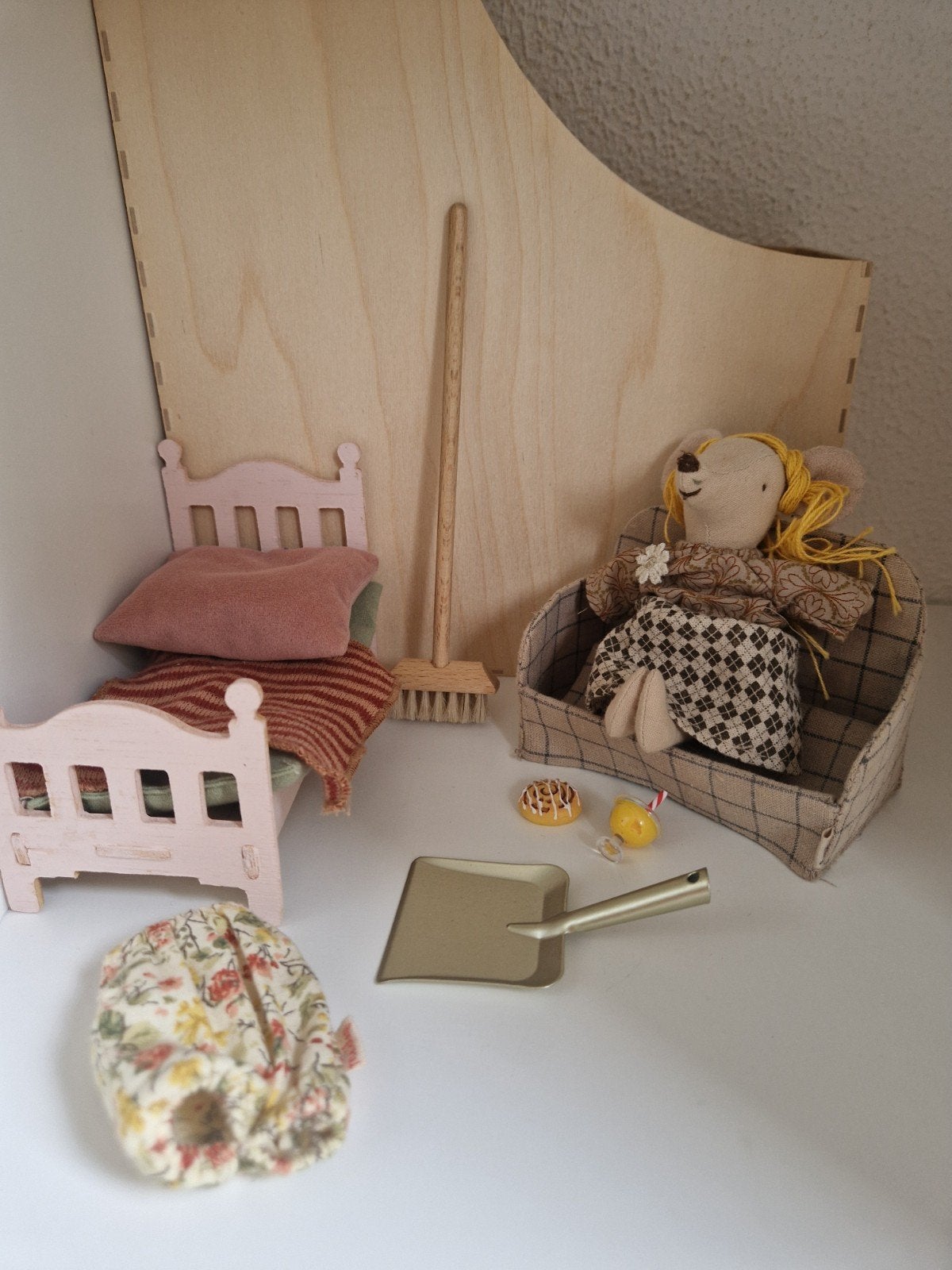 Maileg set muis bank schoomaak, Verzamelen, Ophalen of Verzenden, Zo goed als nieuw, Poppenhuis