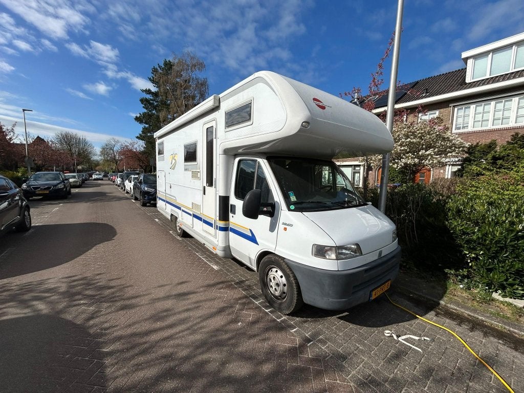 Bürstner A 647 6 persoons 2.8Tdi, Chemisch toilet, Alkoof, Fiat, Luifel