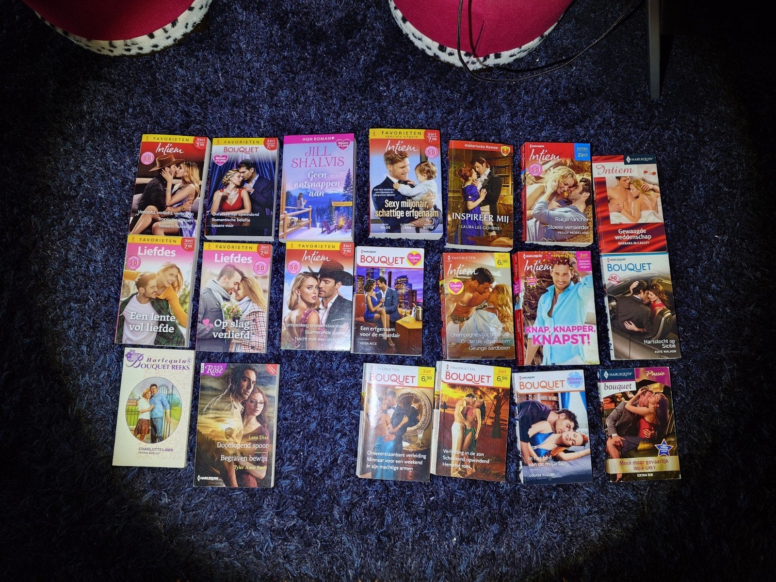 GRATIS Harlequin Intiem Bouquet reeks boekjes, Boeken, Romans, Ophalen of Verzenden, Gelezen