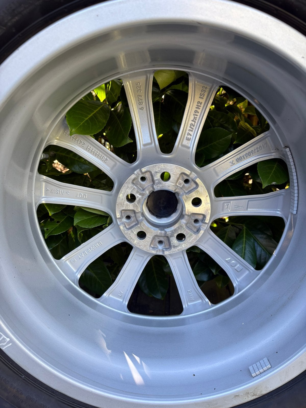 Foto 18 van BMW 19" 691 X3 G01 X4 G02 Winterset Conti Runflat + TPMS