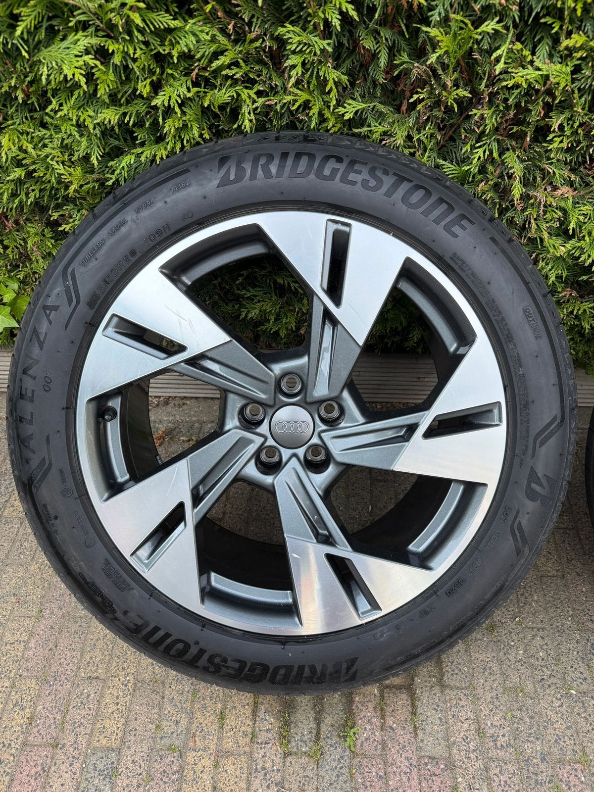 Originele Audi Velgenset 255/50/20 Zomerbanden Bridgestone, Ophalen, 255 mm, Banden en Velgen, Personenwagen