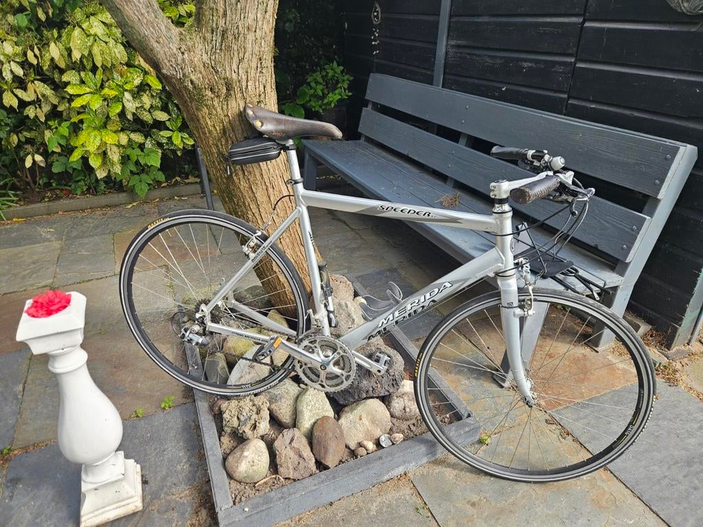 Merida Speeder fiets - Zo goed als nieuw, 28 inch, Velgrem, Zo goed als nieuw, Meer dan 20 versnellingen