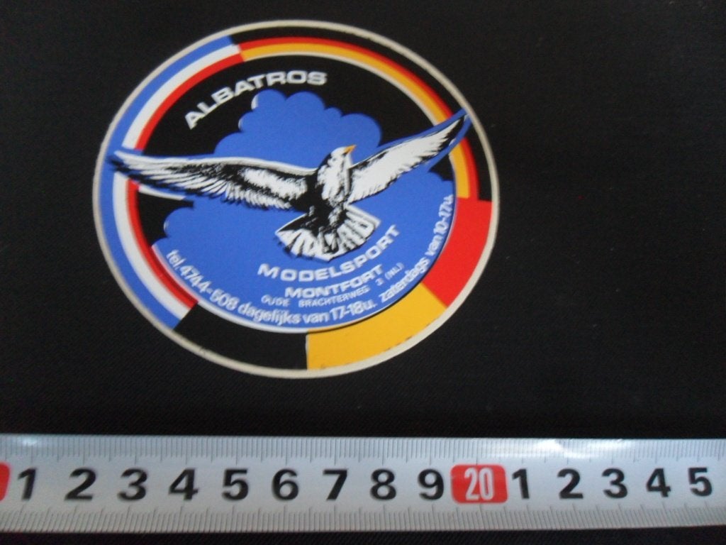 sticker Montfort Modelsport  ALBATROS Oude Bachterweg 3 NL, Ophalen of Verzenden, Zo goed als nieuw