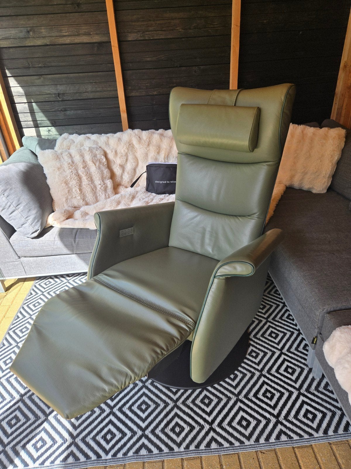 XL Staop relax fauteuil met accu ZGAN prominent evt Bezorgd, Huis en Inrichting, Fauteuils, Ophalen, Zo goed als nieuw