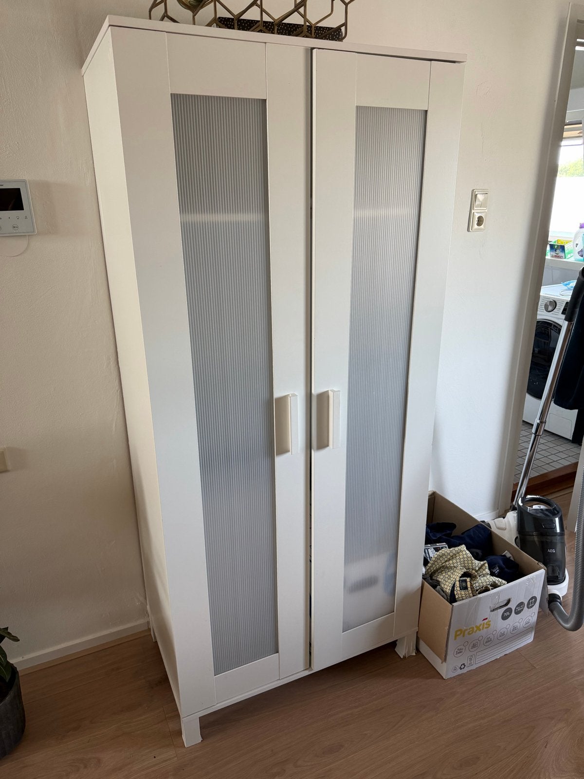 Ikea Kast - Gratis af te halen in Haarlem, Ophalen, Gebruikt, 50 tot 100 cm, 150 tot 200 cm