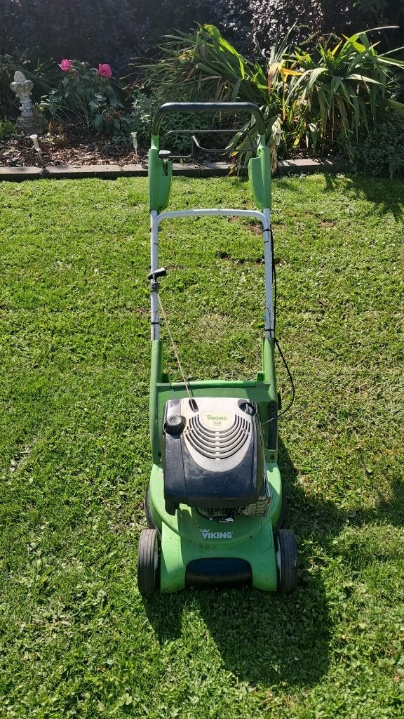 Viking MB 545 VR – Goed onderhouden benzine walsmaaier, Ophalen, Cirkelmaaier, Viking / Stihl, Zo goed als nieuw