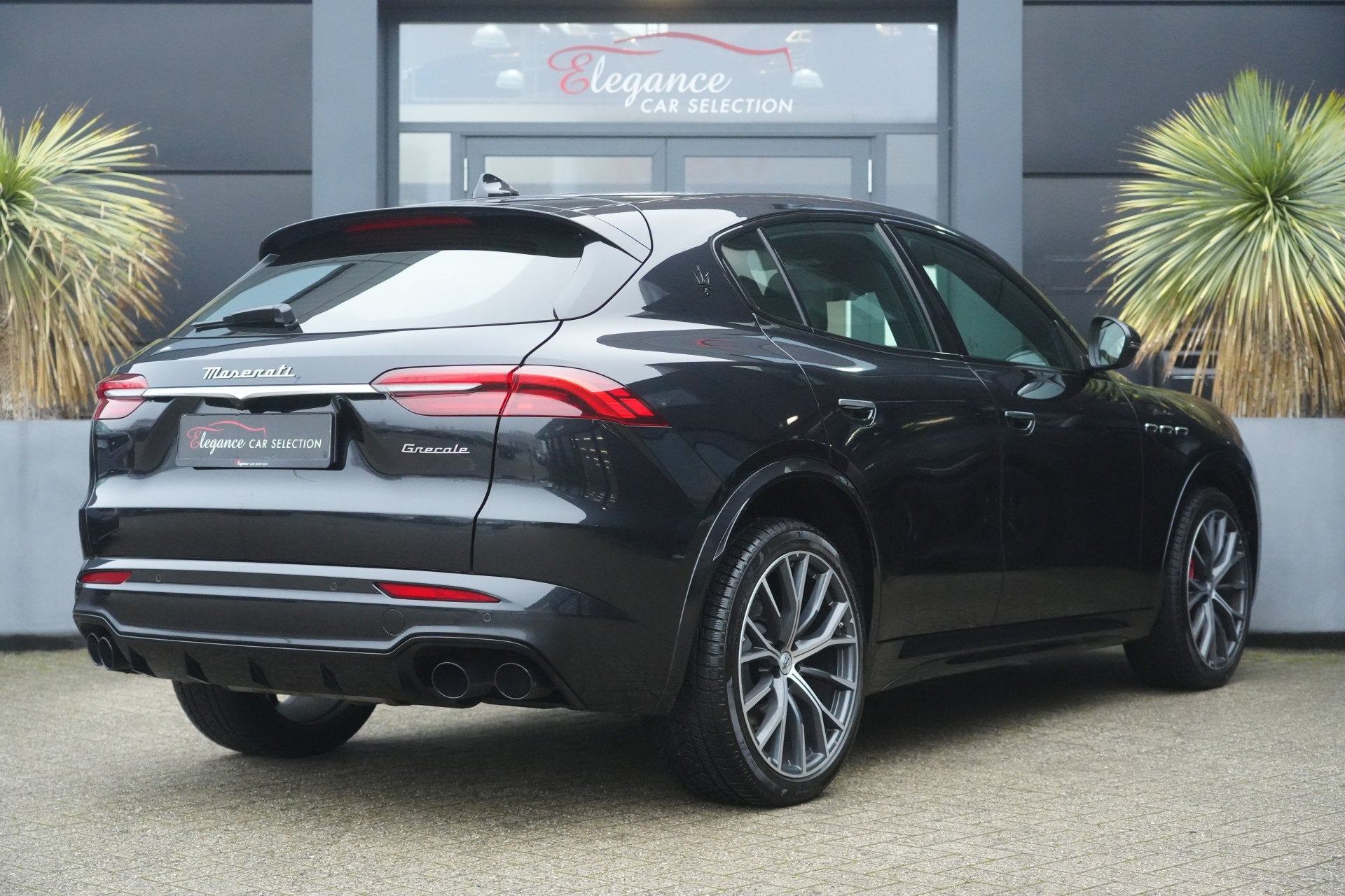 Maserati Grecale 2.0 MHEV Modena 330pk Stoelverwarming/HUD/S, Auto's, Maserati, Automaat, 4 cilinders, Bedrijf, Vierwielaandrijving