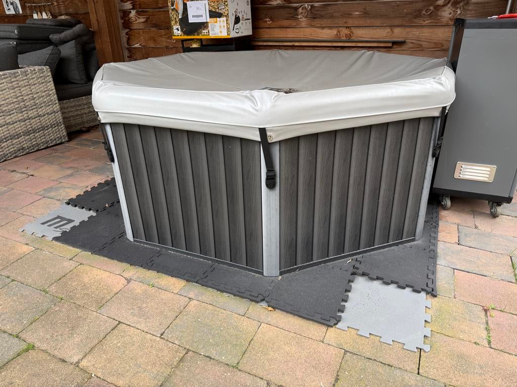 MSpa Tuscany Jacuzzi - Alleen wanden en liner, Ophalen, Gebruikt, Vierkant, Opblaaszwembad