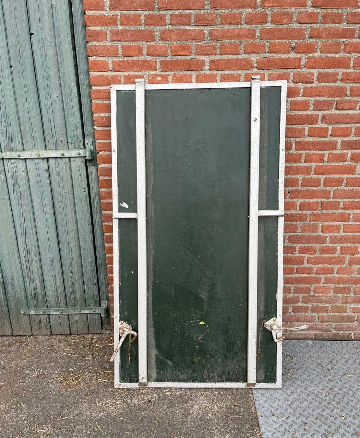 Klep / deur van een paardentrailer, Ophalen, Gebruikt