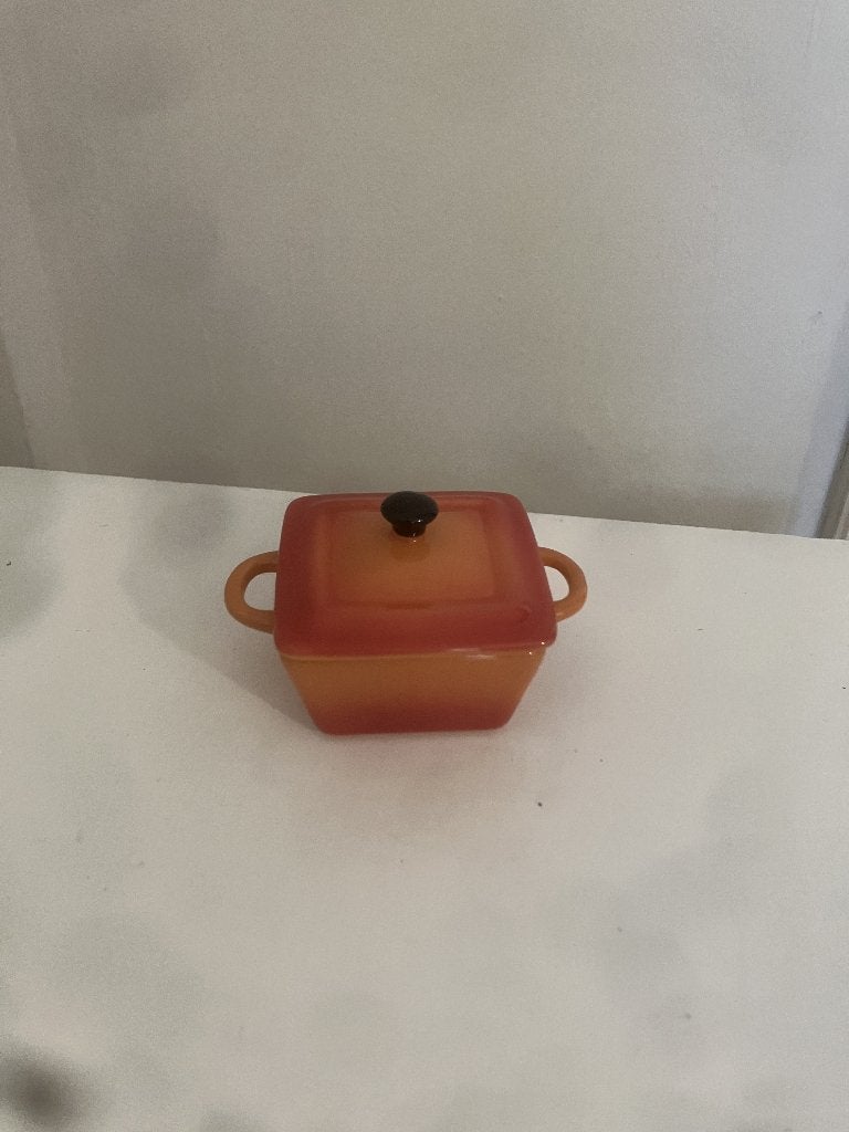 Oranje, Huis en Inrichting, Keuken | Servies, Ophalen of Verzenden, Zo goed als nieuw, Overige stijlen, Kop(pen) en/of Schotel(s)