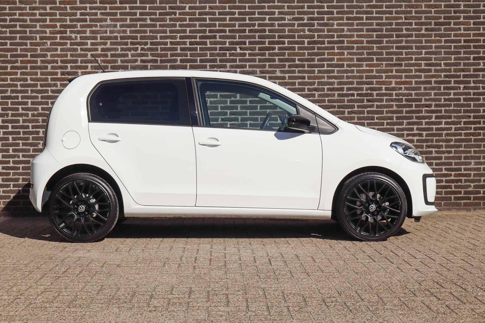 Volkswagen up! 1.0 60pk Move up! | Airconditioning | 17 Inch, Auto's, Voorwielaandrijving, 12 maanden, Stof, Gebruikt