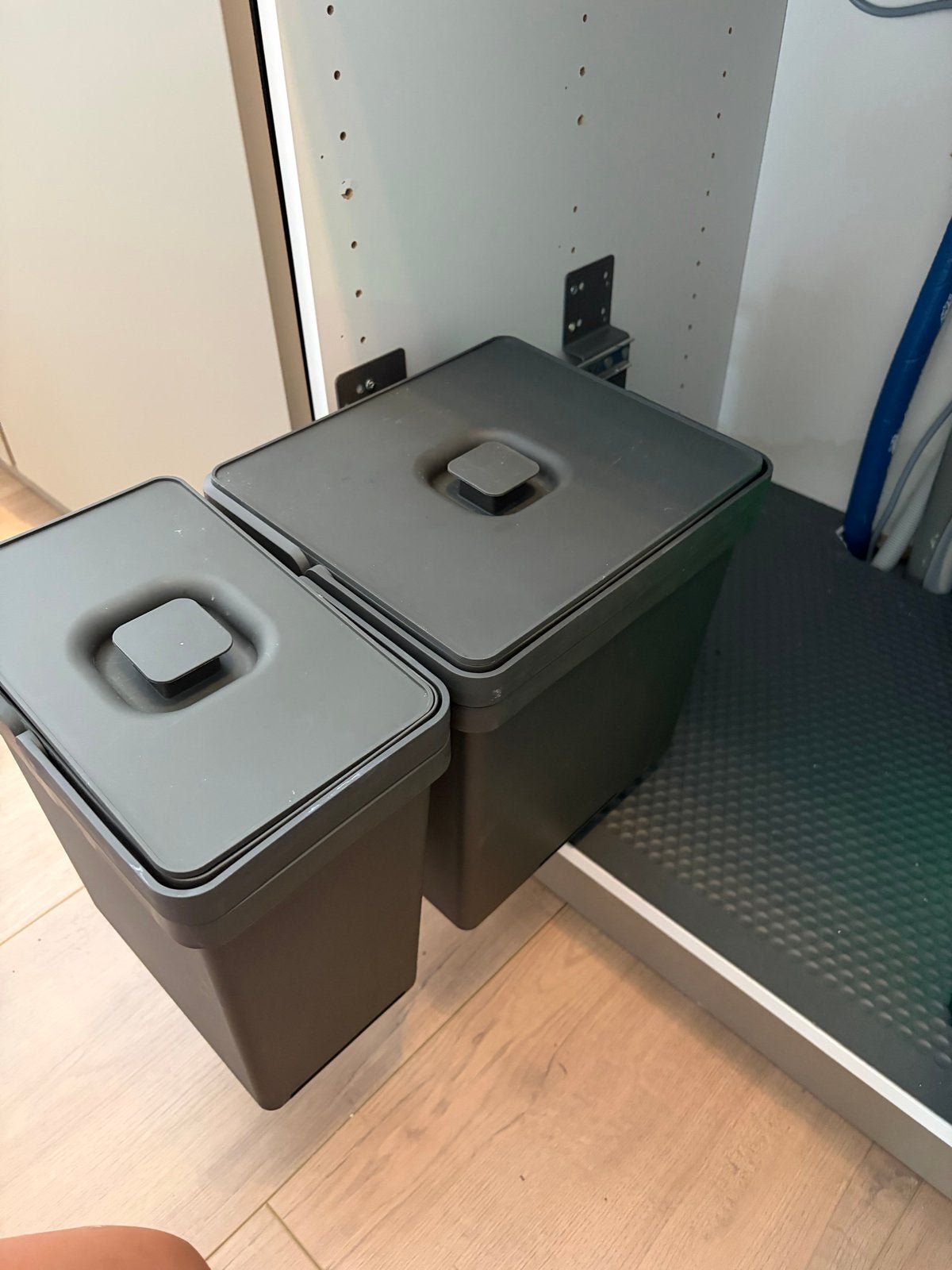 Kvik Afvalsysteem met 2 deksels 8+14L Antraciet, Ophalen, Kunststof, Nieuw, 20 tot 30 liter
